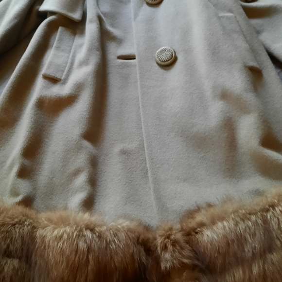 Natalie Green Coat - Picture 4 of 11